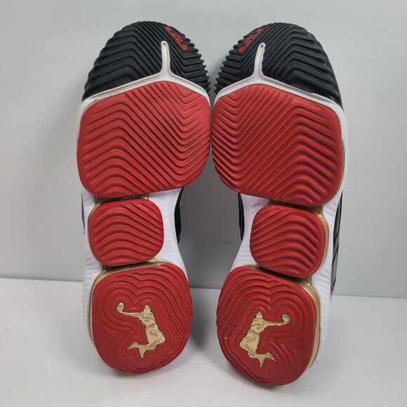 Nike Lebron XVI 16 SB Remix Men's White Black Sneakers CD2451-101 US Size 13 - Picture 7 of 8